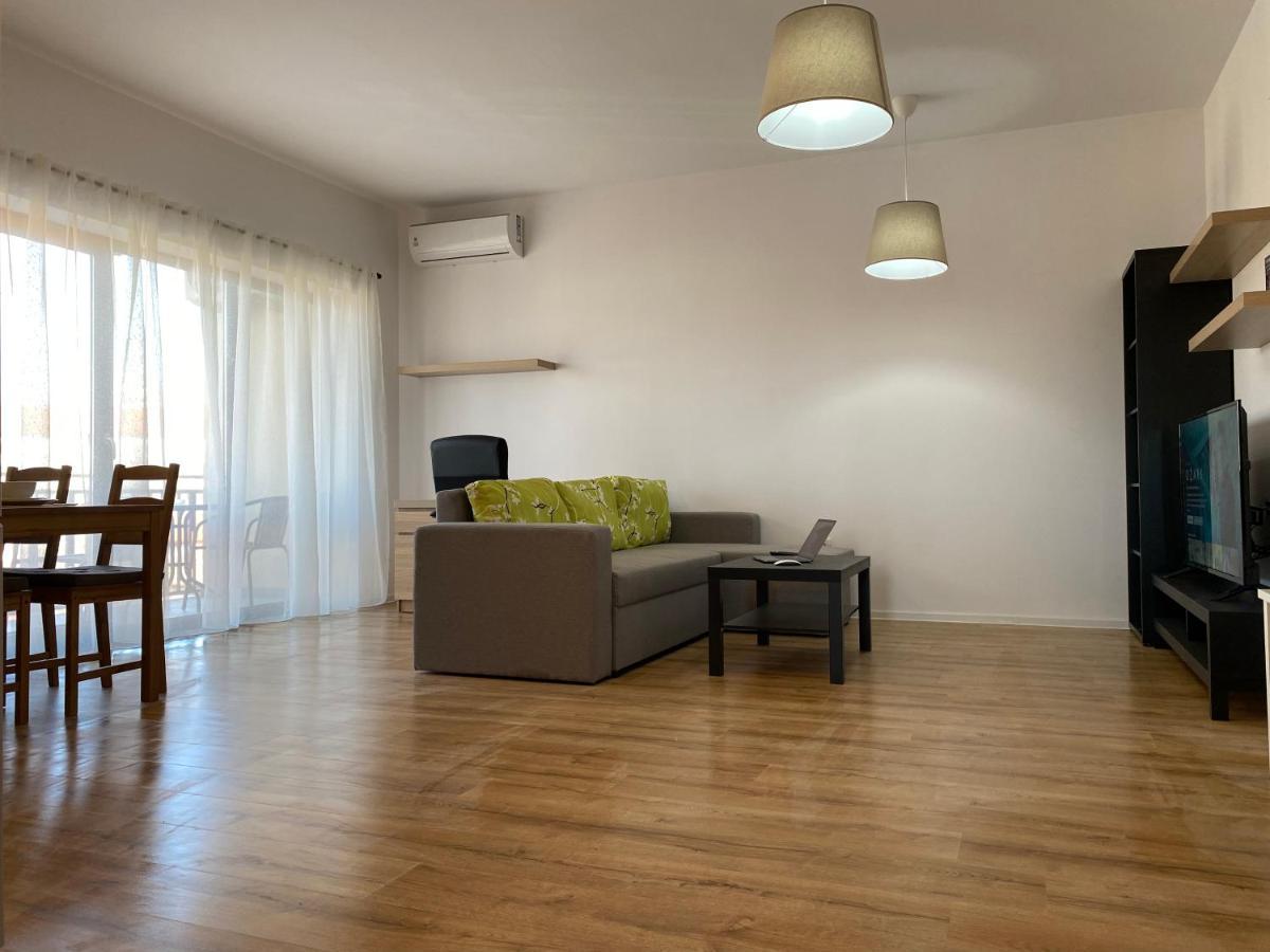 Glam Apartments Lipatti Near Iulius Mall And City Center Тимишоара Экстерьер фото